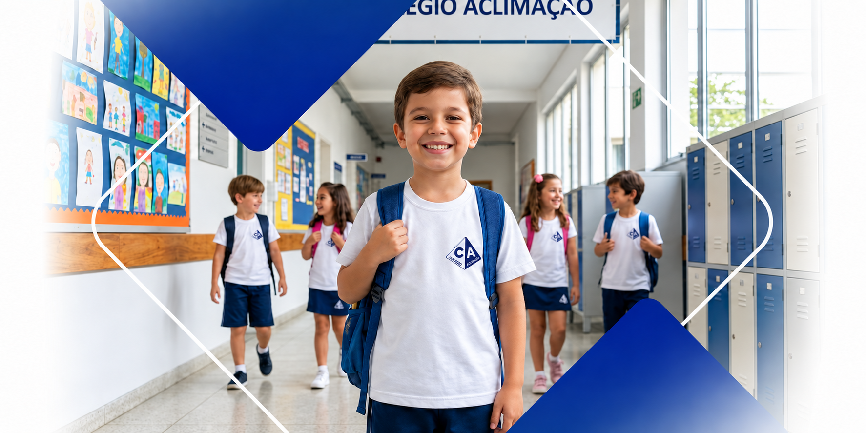 Alunos do Colégio Aclimação no corredor da escola